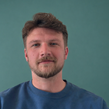 Juri aus der Preisfreund-Redaktion